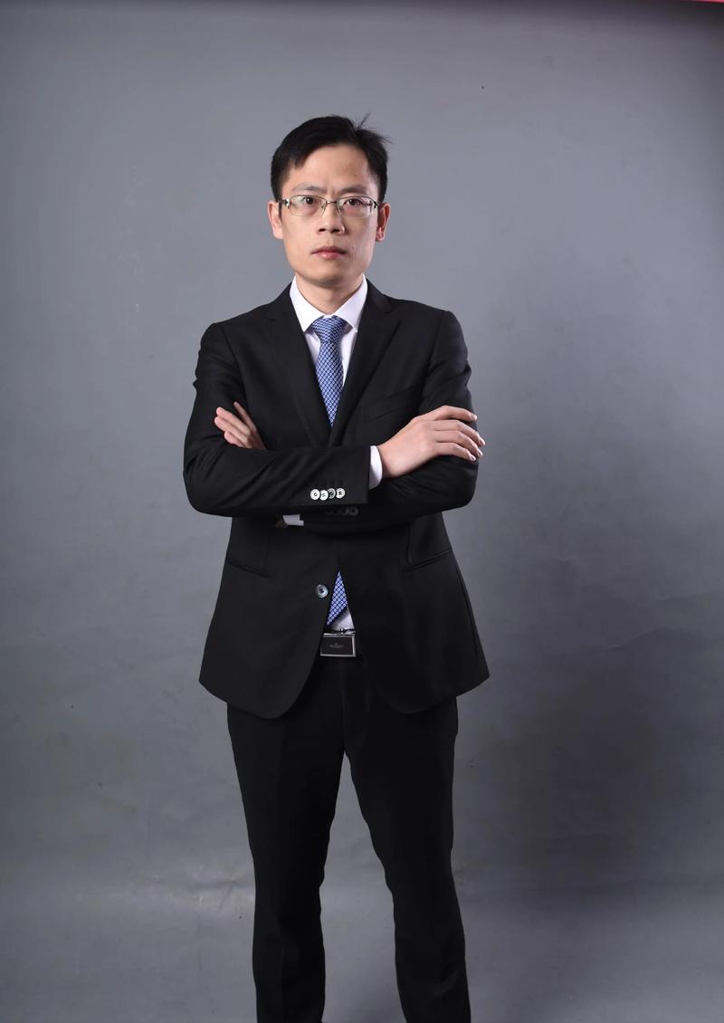车欣汝 艺术总监 & 首席设计师